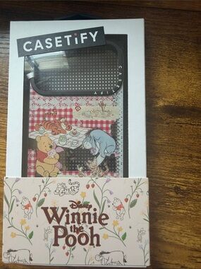 Casetify Winnie the Pooh Floral Picnic Case - iPhone 17 pro max